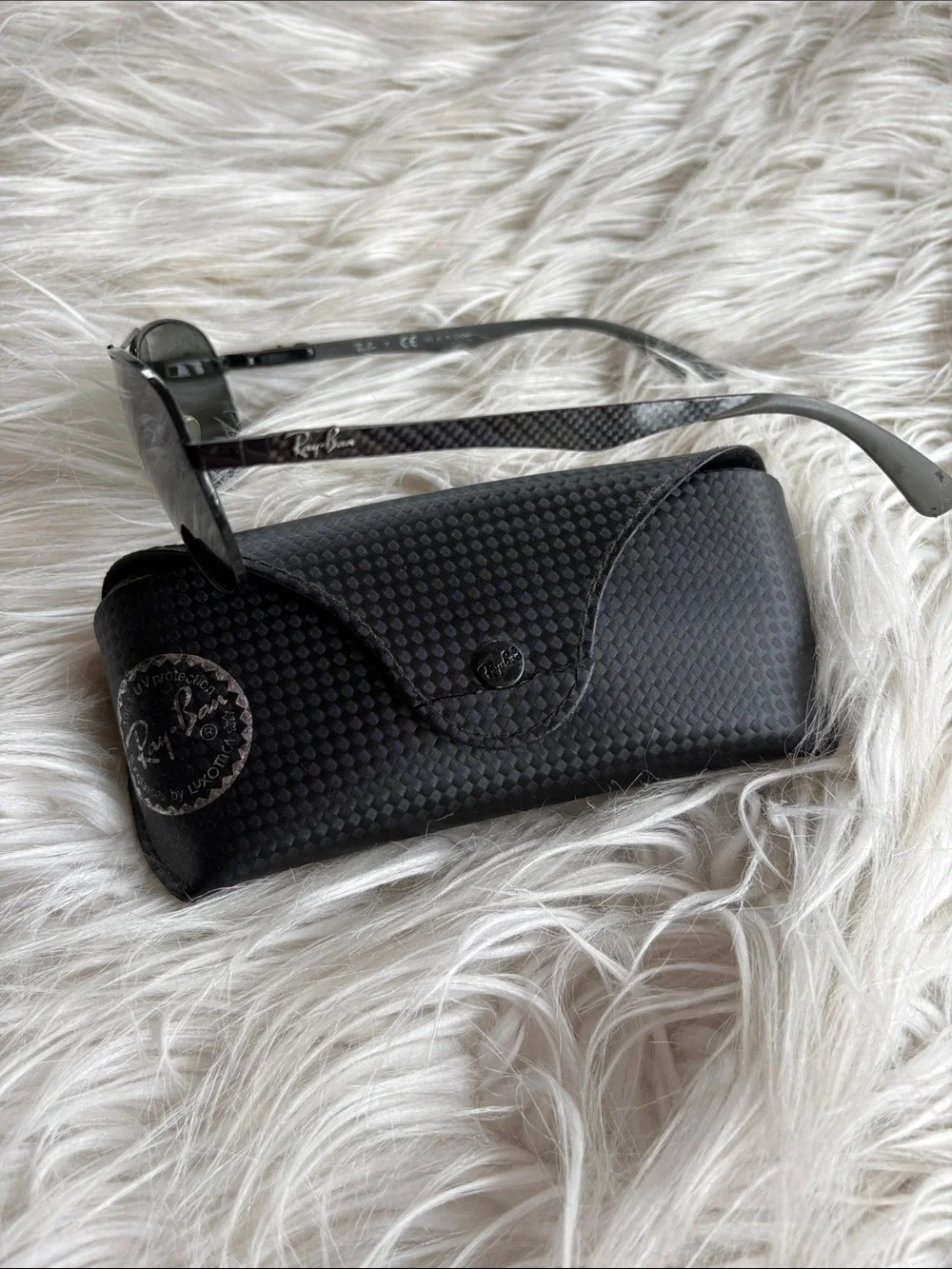 Ray-Ban Aviators Carbon Fiber RB8313